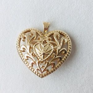 14K Real Yellow Gold Large Heart Pendant 5 grams total weight New